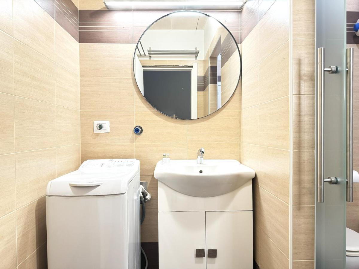 Dora Park-Porta Susa Private Parking&Netflix Apartment Turin Luaran gambar